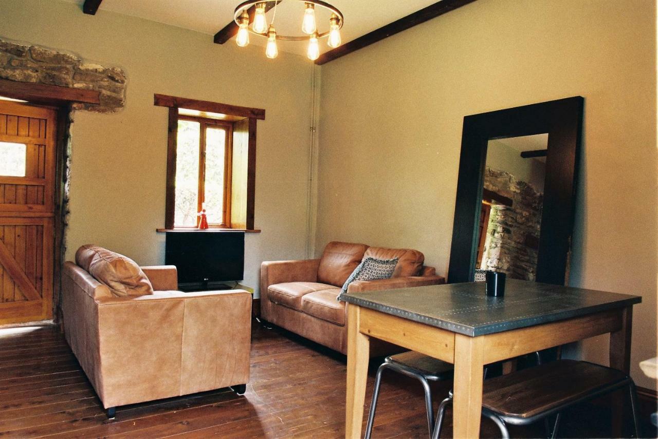 Ty Carreg Fach Staycation Cottage Cardiff Exteriör bild