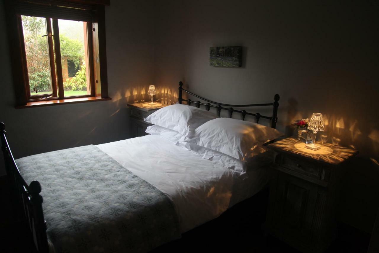 Ty Carreg Fach Staycation Cottage Cardiff Exteriör bild