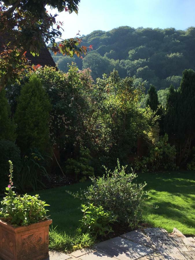 Ty Carreg Fach Staycation Cottage Cardiff Exteriör bild